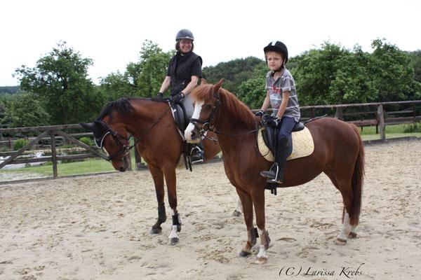 [Photo] Carlotta und Silly mit Sandra und Fiete